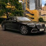 exterior_mercedesbenz-sclass_front-right-side_930x620